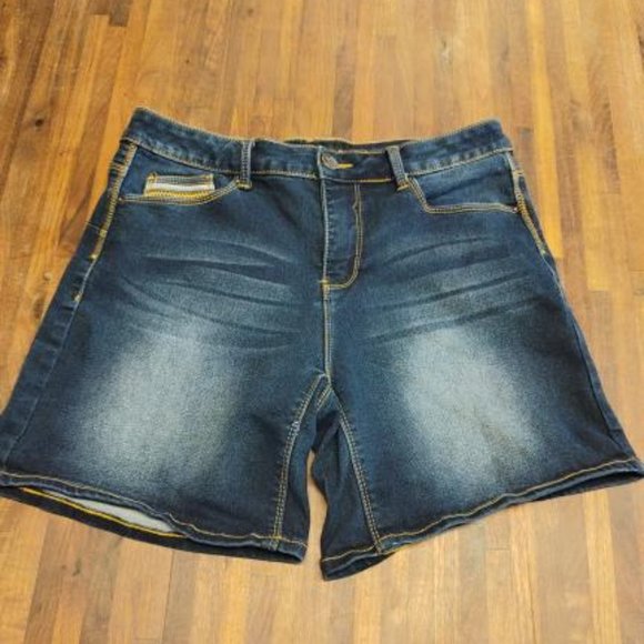 Thorn Shorts Falls Creek Womens Size 2 Blue Denim Shorts Elastic Waist Poshmark